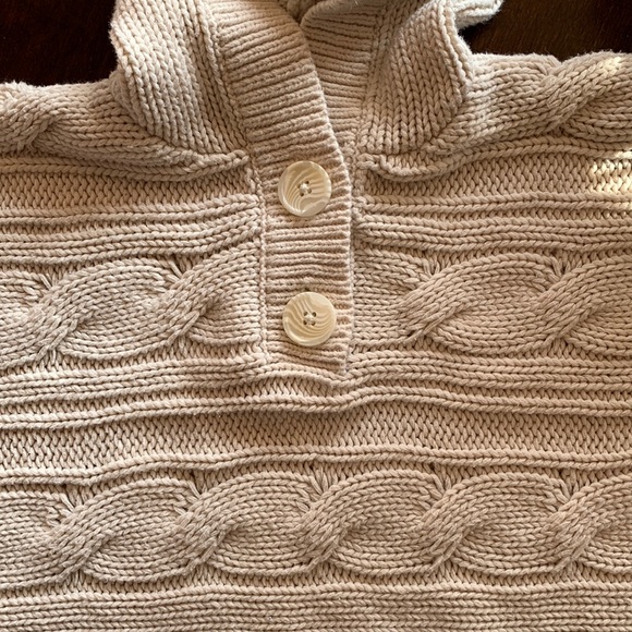 Old Navy Cream Knit Poncho - Picture 3 of 4